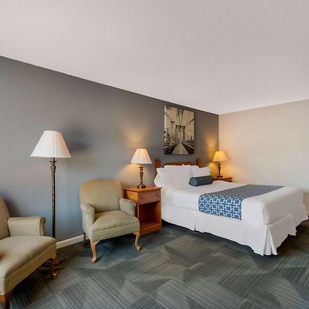 Surestay Plus Hotel By Best Western ברקלי ספרינגס מראה חיצוני תמונה