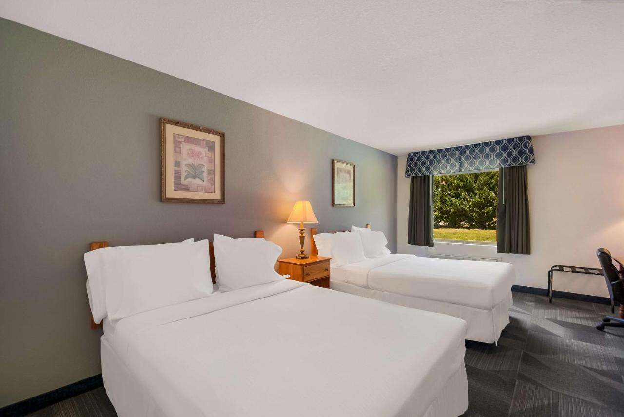 Surestay Plus Hotel By Best Western ברקלי ספרינגס מראה חיצוני תמונה