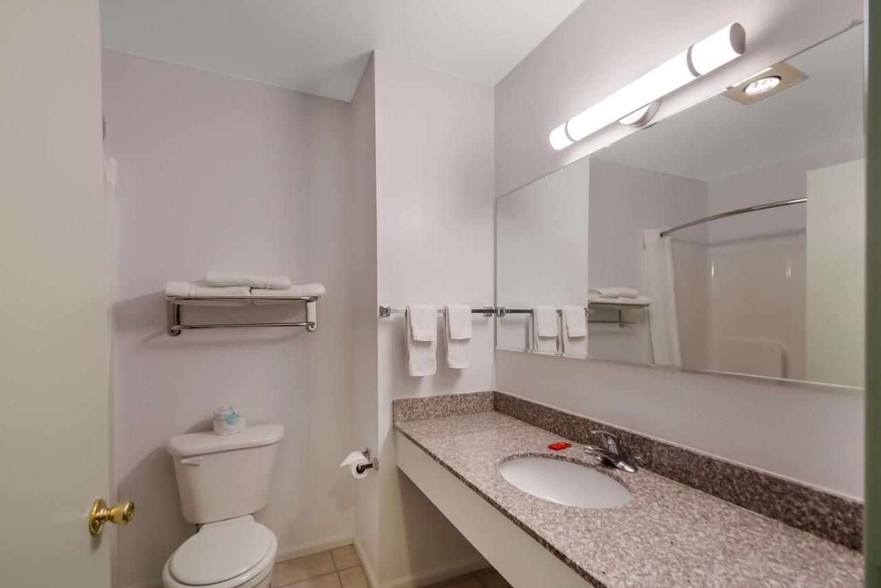 Surestay Plus Hotel By Best Western ברקלי ספרינגס מראה חיצוני תמונה
