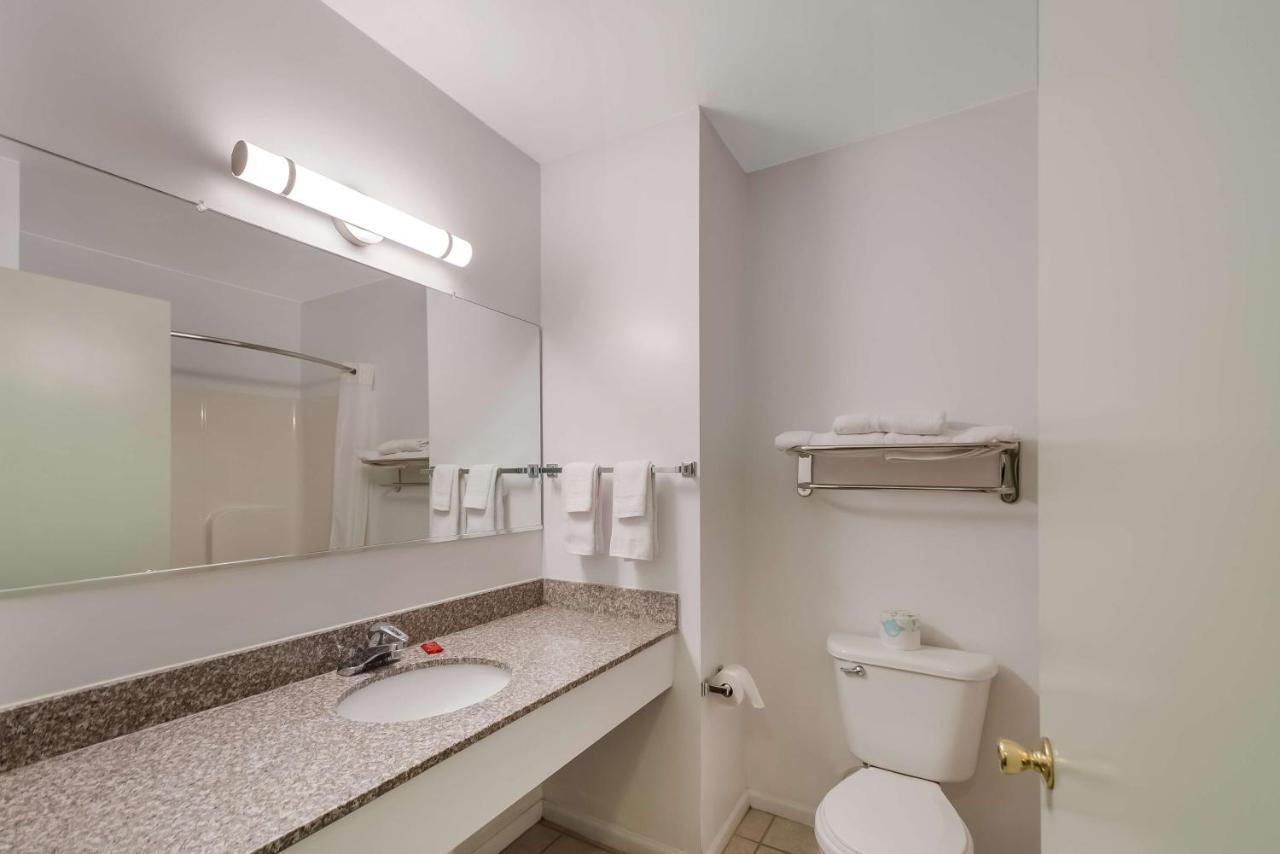 Surestay Plus Hotel By Best Western ברקלי ספרינגס מראה חיצוני תמונה