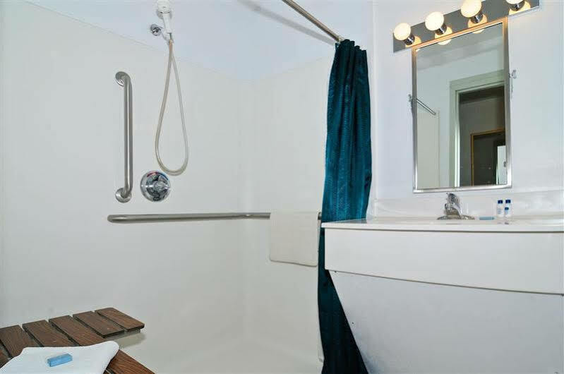 Surestay Plus Hotel By Best Western ברקלי ספרינגס מראה חיצוני תמונה